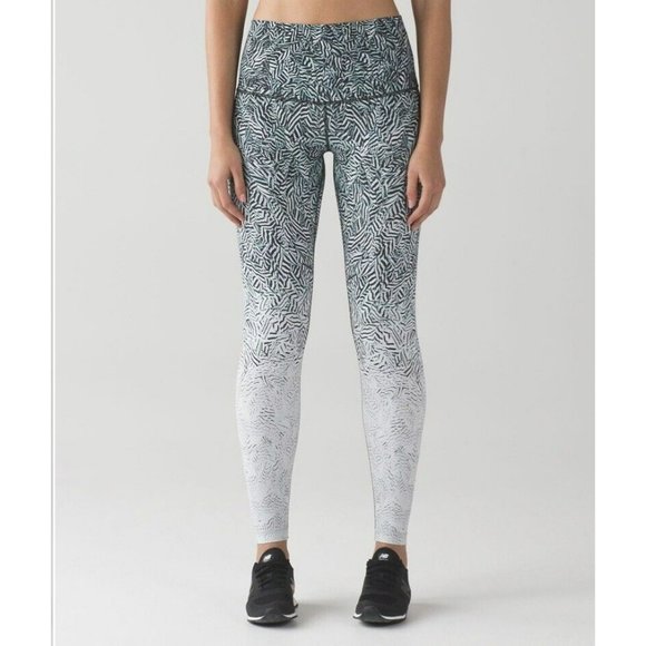 Lululemon Wunder Under Pant Hi-Rise Dazzle Nulux 50g Alpine White Black Size 4 - Picture 1 of 9